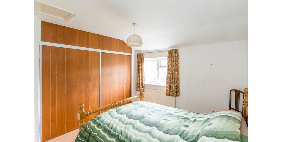 Cottage in Very Desirable Location - Requiring Modernisation - Shawell, Leicestershire (LE17)
