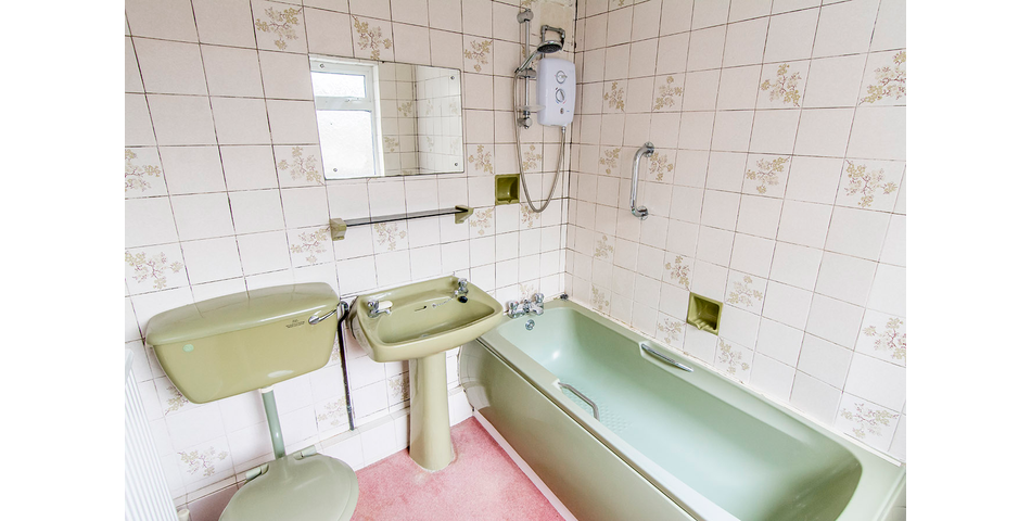 Three Bedroom Semi Detached Home - In need of Modernisation (LE17)