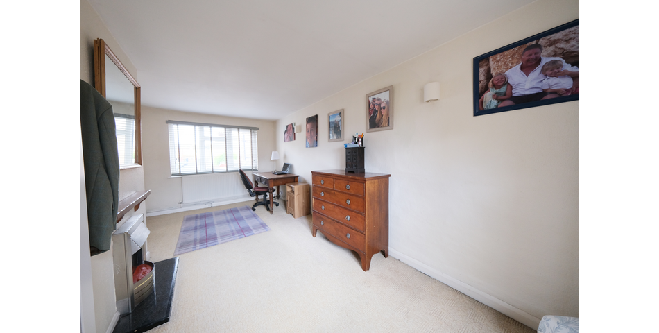 Character Cottage - Five Bedrooms - Oakham (LE15)