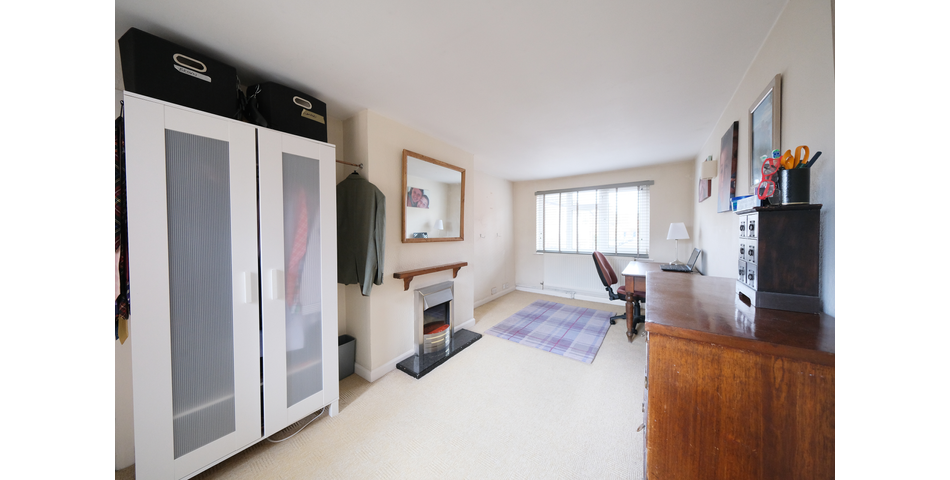 Character Cottage - Five Bedrooms - Oakham (LE15)