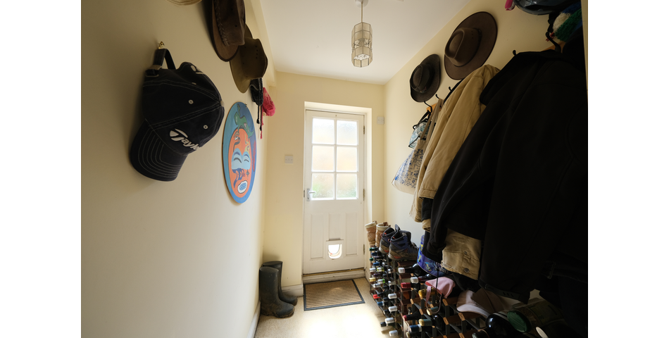 Character Cottage - Five Bedrooms - Oakham (LE15)