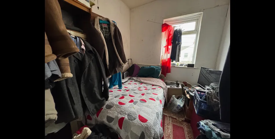 Block of 4 Flats (3x 1 Beds & 1x 2 Beds) - fully let at £19,448 p/annum - Blackpool (FY4)
