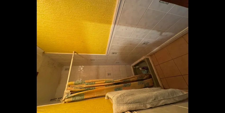 Block of 4 Flats (3x 1 Beds & 1x 2 Beds) - fully let at £19,448 p/annum - Blackpool (FY4)