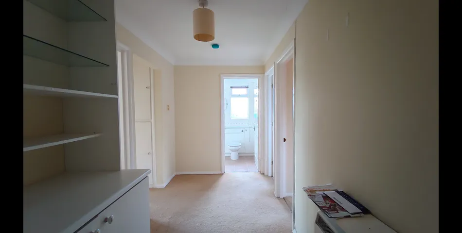 Two Bedroom Apartment - Ideal for Investment or First Time Purchase - Poole (BH14)