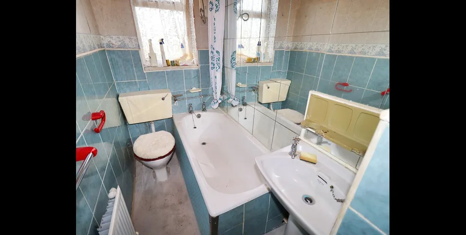 Three Bedroom Terraced Home - Modernisation Required - Batley (WF17)