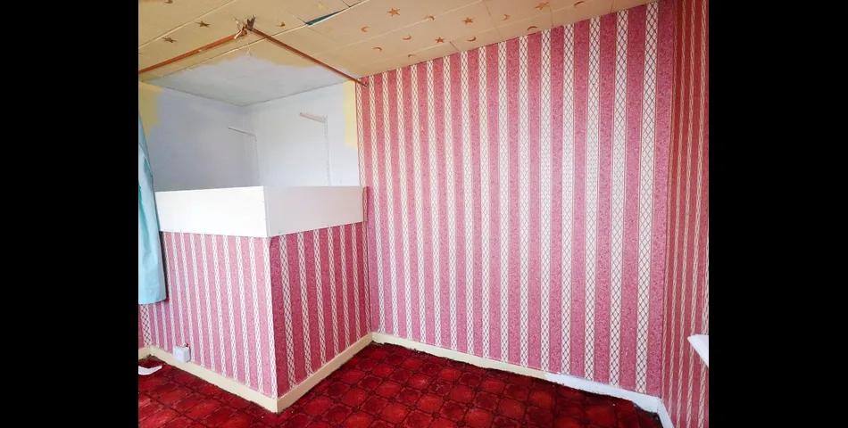 Three Bedroom Terraced Home - Modernisation Required - Batley (WF17)