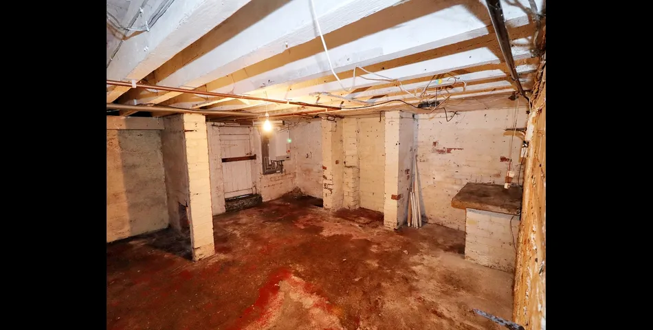 Three Bedroom Terraced Home - Modernisation Required - Batley (WF17)