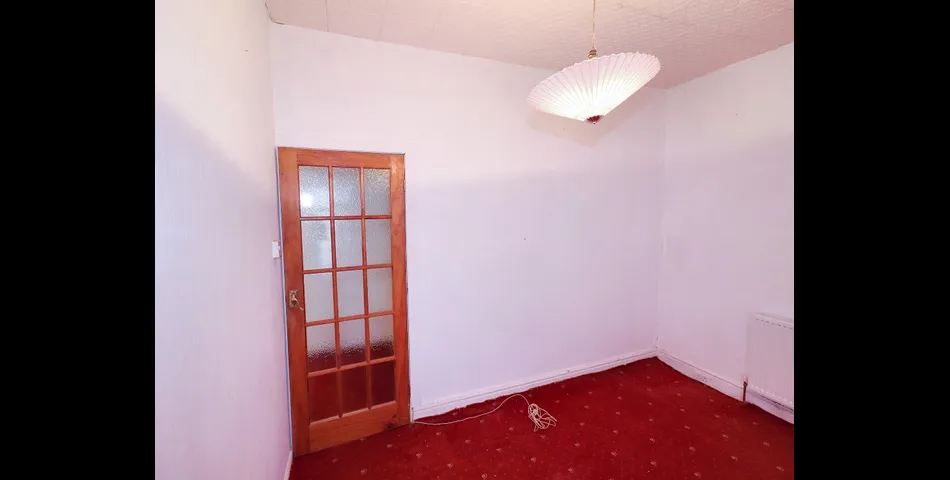 Three Bedroom Terraced Home - Modernisation Required - Batley (WF17)