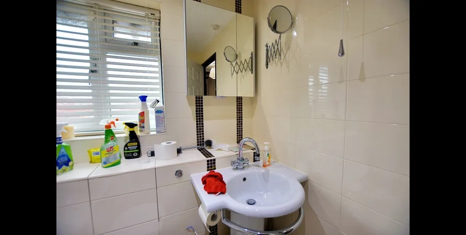 One Bedroom Terrace Home - Ideal First Time or Investment Purchase - Orpington, Kent (BR5)