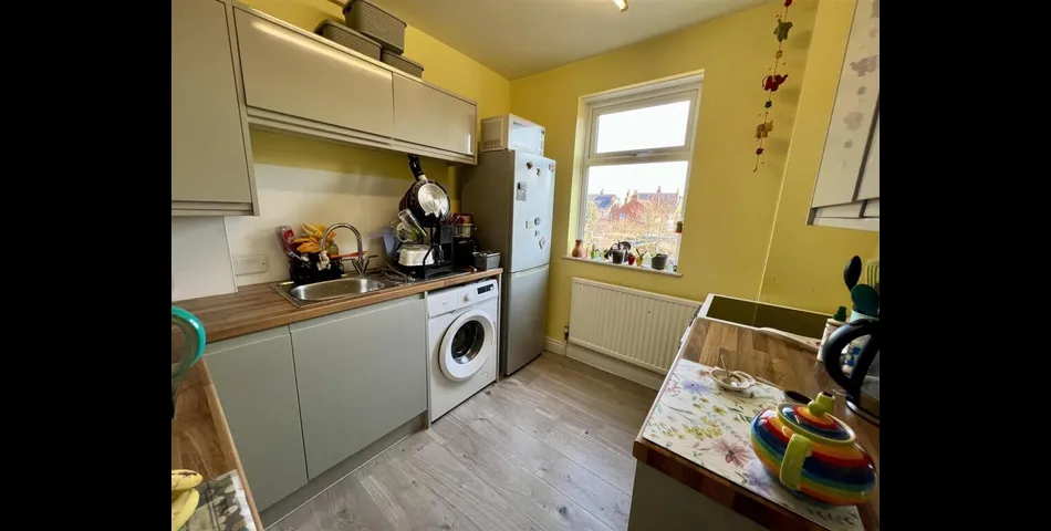 Terraced Home converted into two flats - Tenanted Investment Opportunity - Aylestone, Leicster (LE2)