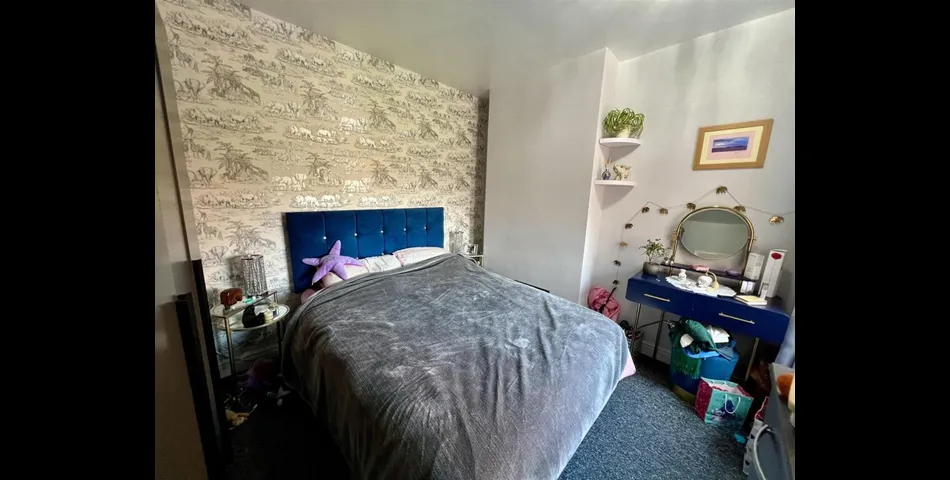 Terraced Home converted into two flats - Tenanted Investment Opportunity - Aylestone, Leicster (LE2)