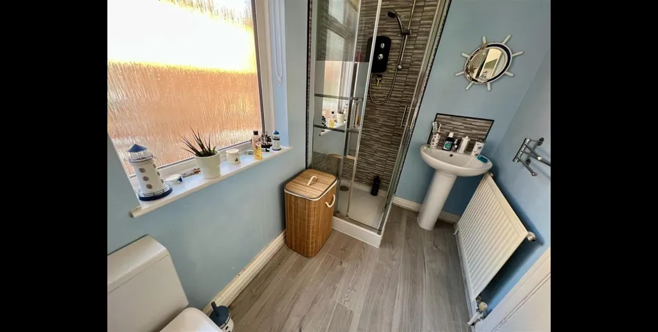 Terraced Home converted into two flats - Tenanted Investment Opportunity - Aylestone, Leicster (LE2)