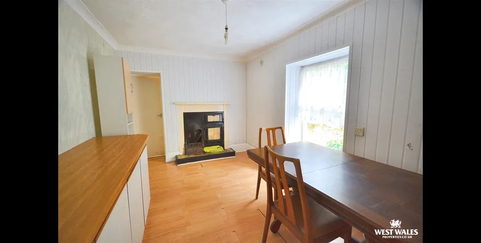 Terraced Home - Ideal First Time or Investment Purchase