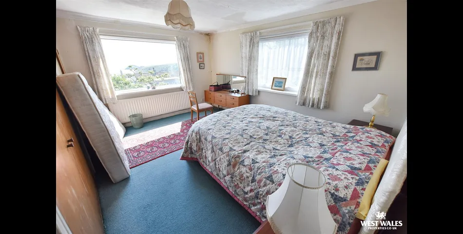 Four Bedroom Detached Home - Spectacular Views - Huge Potential - Solva (SA62)