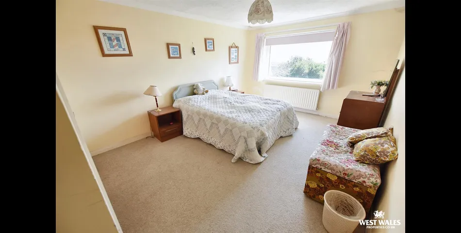 Four Bedroom Detached Home - Spectacular Views - Huge Potential - Solva (SA62)