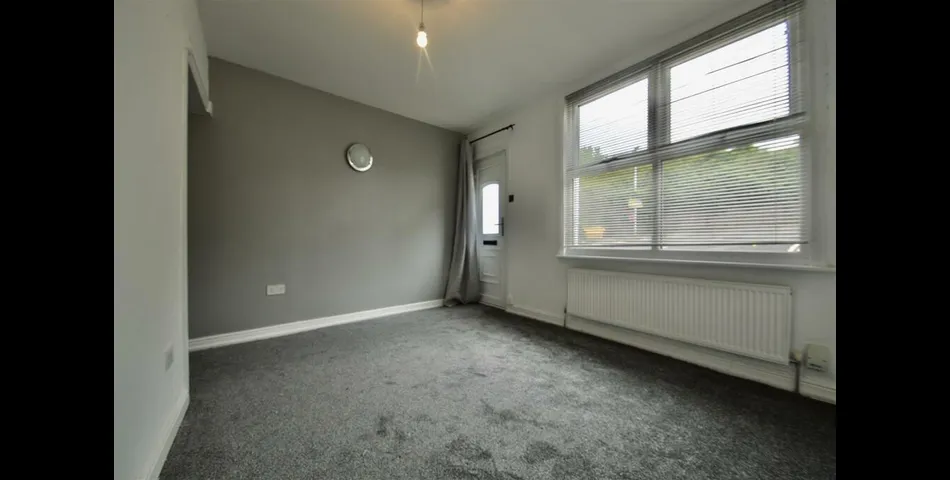 Three Bedroom Terraced Home - Excellent Investment - Rochester (ME1)