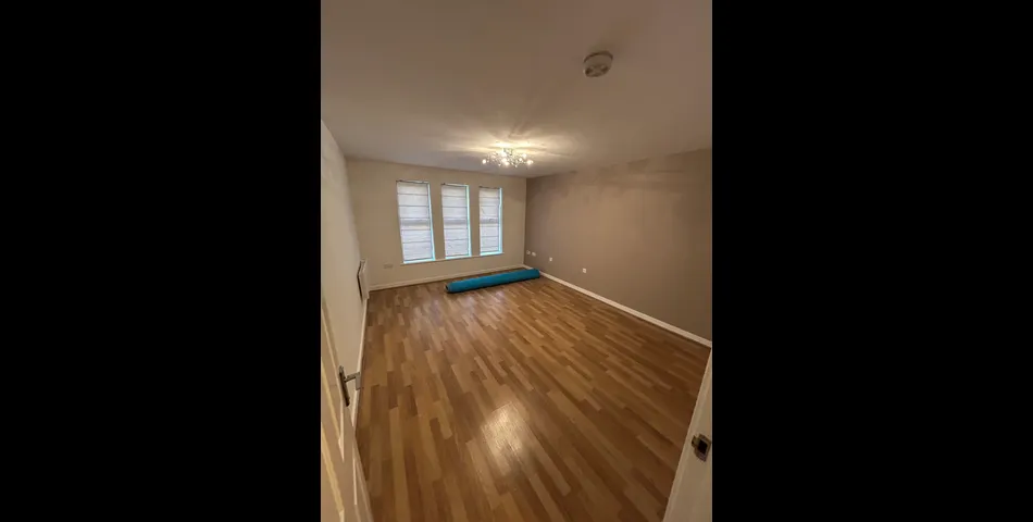 Two Bedroom Apartment - Vacant - Ideal First Time or Investment Purchase - (Net 8% Yields) - Burnley (BB11)