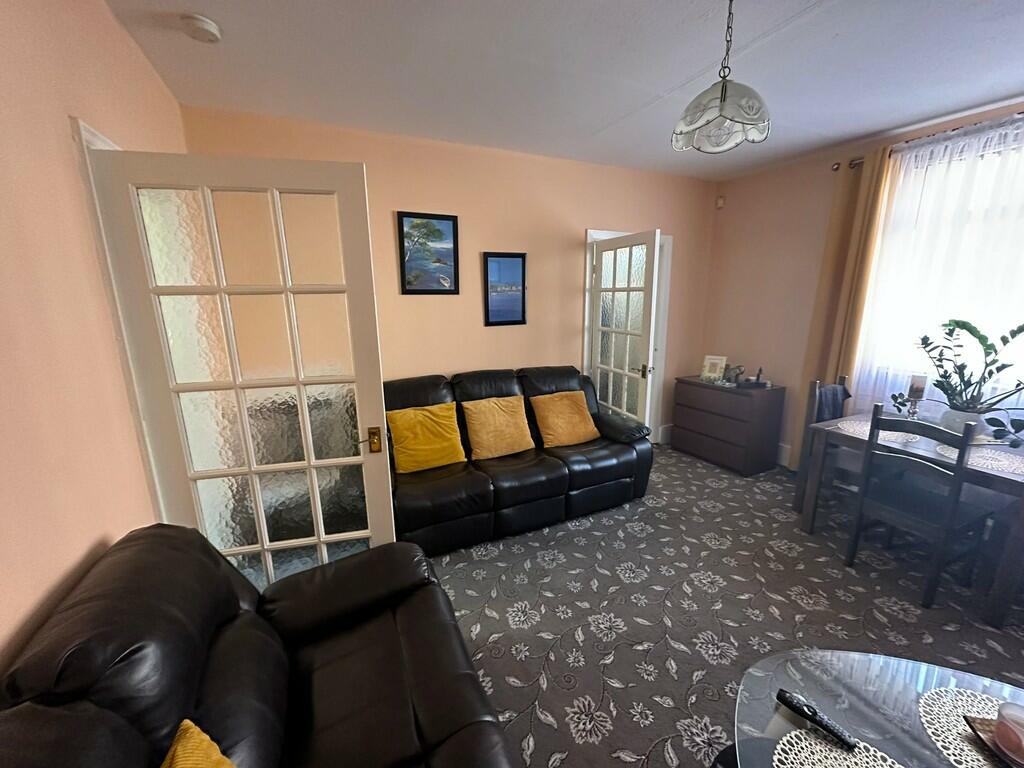 2 bed Terraced