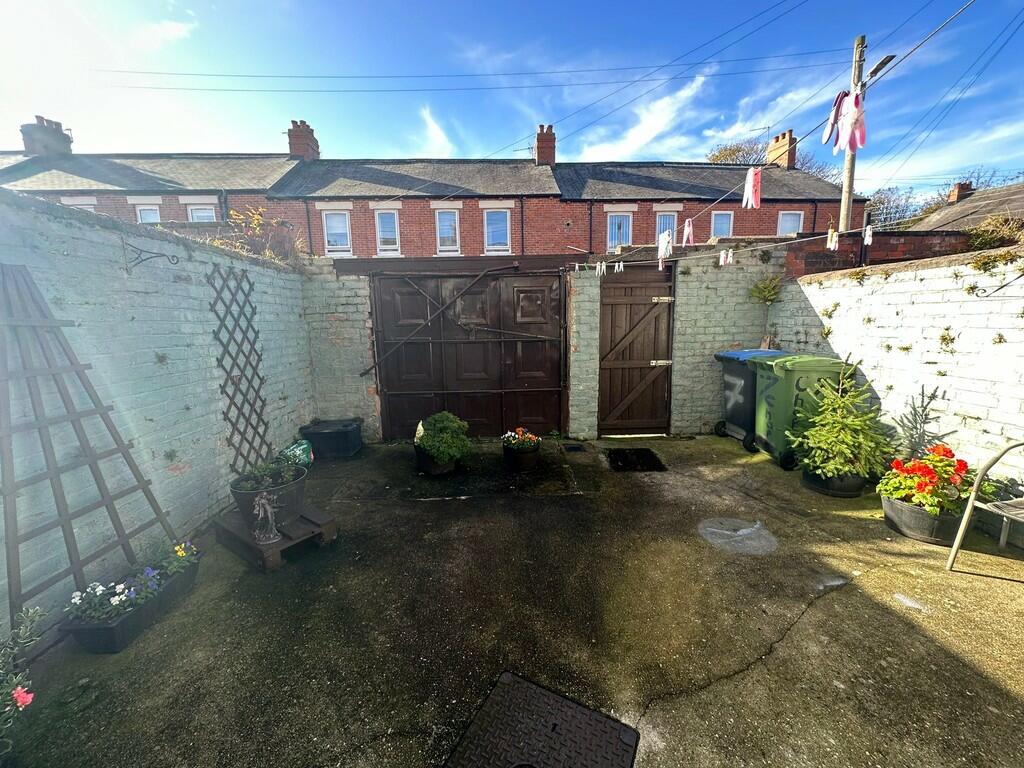 2 bed Terraced