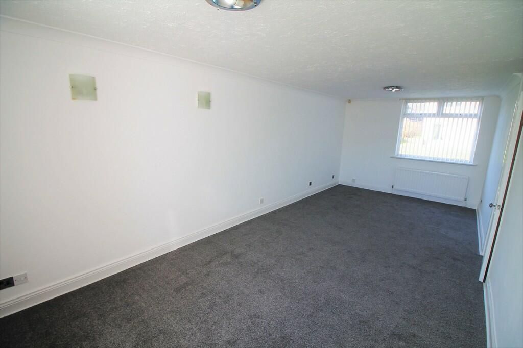 3 bed Terraced