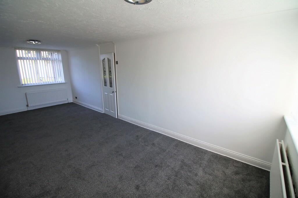 3 bed Terraced