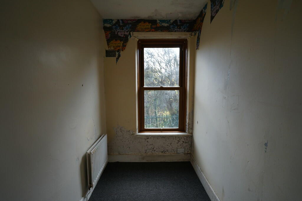 4 bed Terraced
