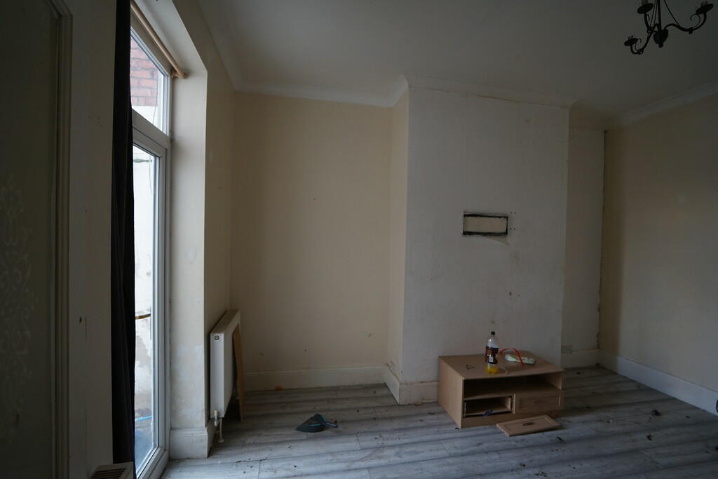 4 bed Terraced