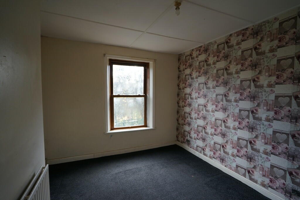 4 bed Terraced