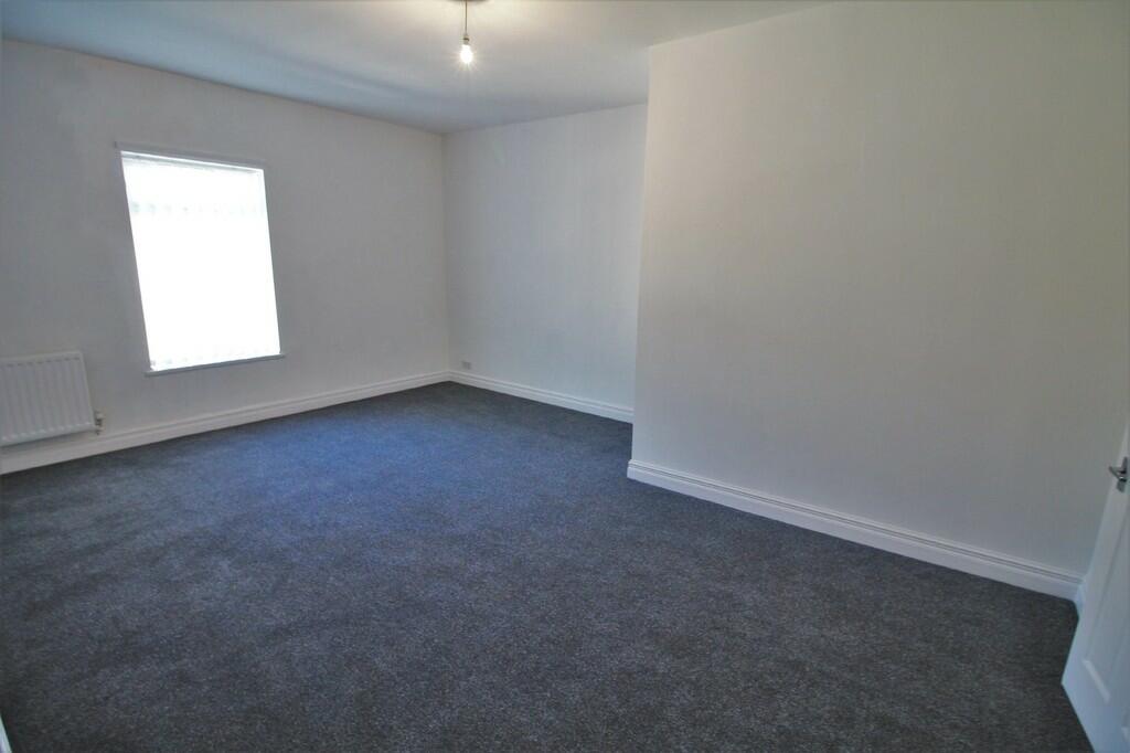 3 bed Terraced