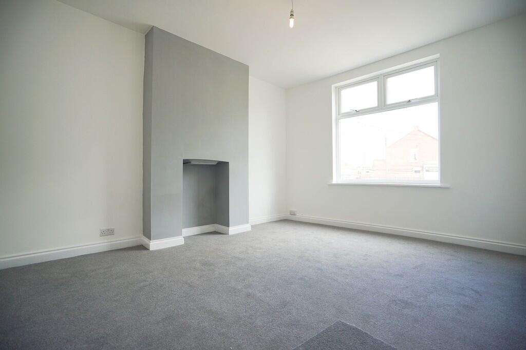 2 bed End of Terrace