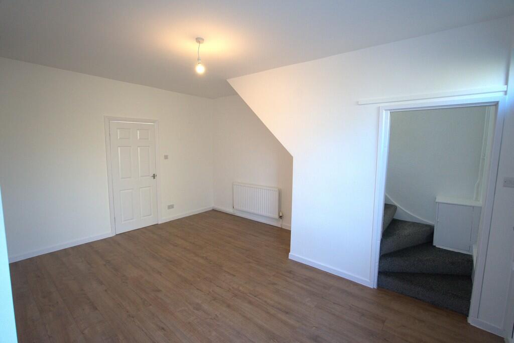 2 bed Terraced