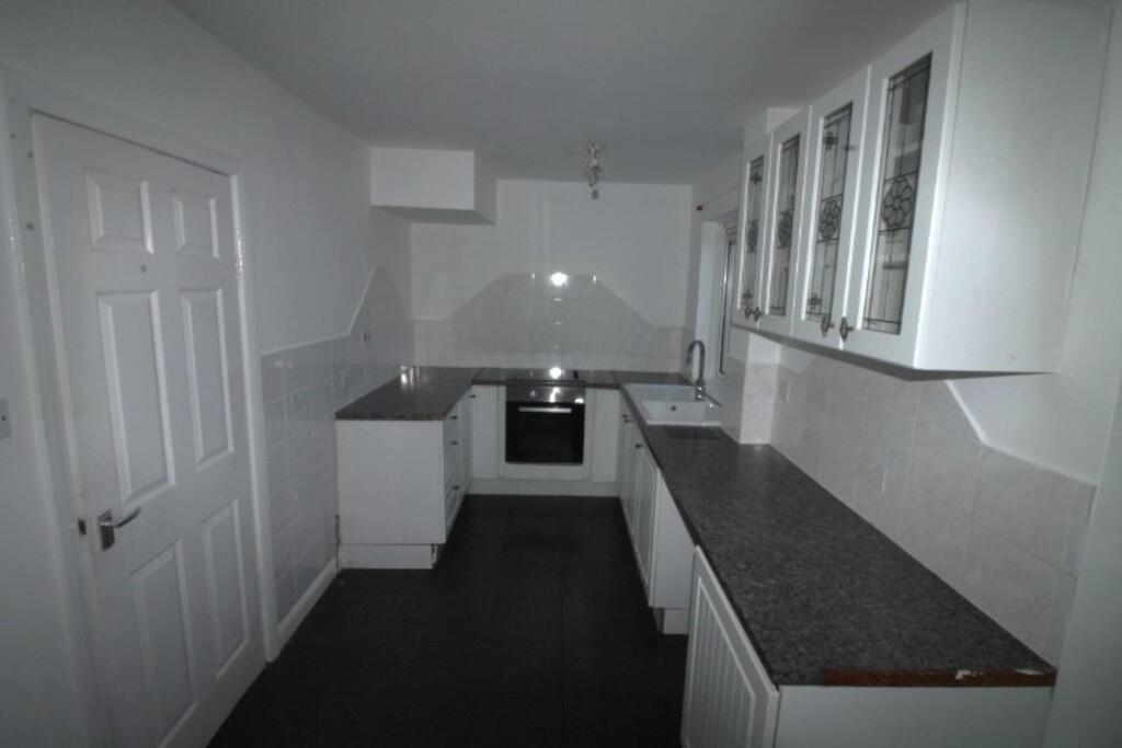2 bed Semi-Detached