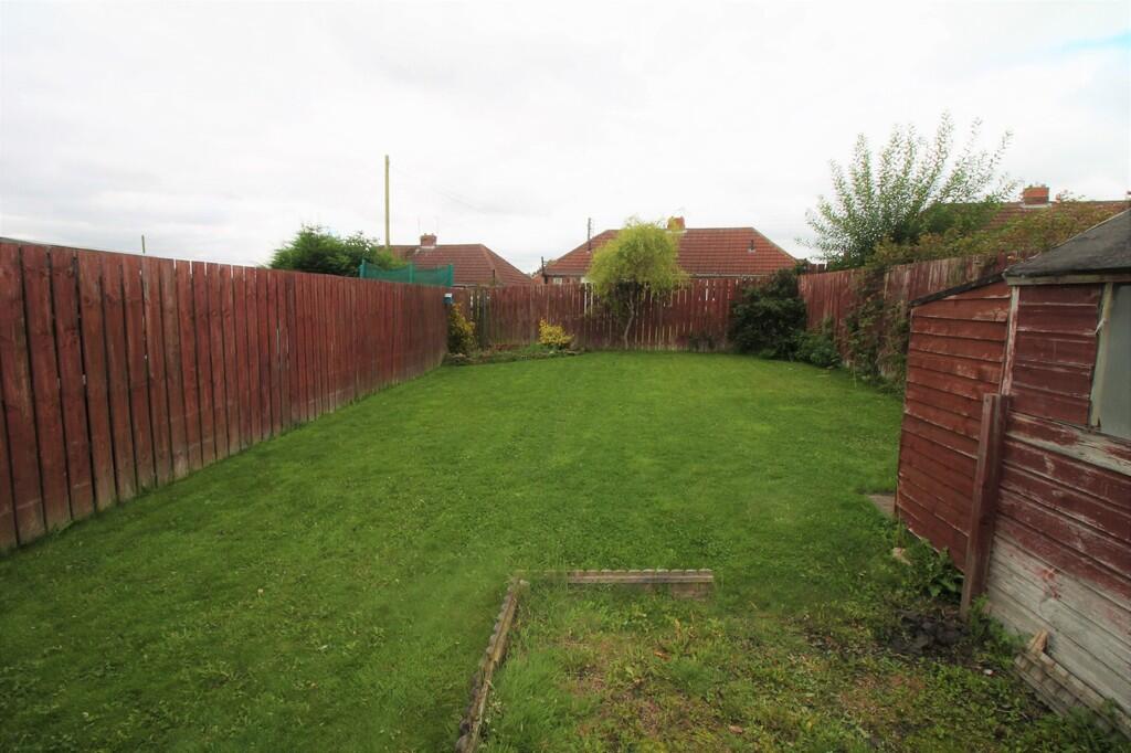 2 bed Semi-Detached