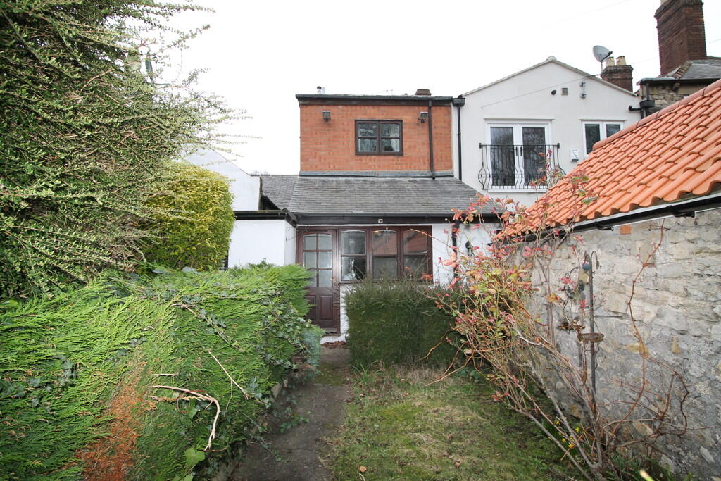 2 bed Terraced