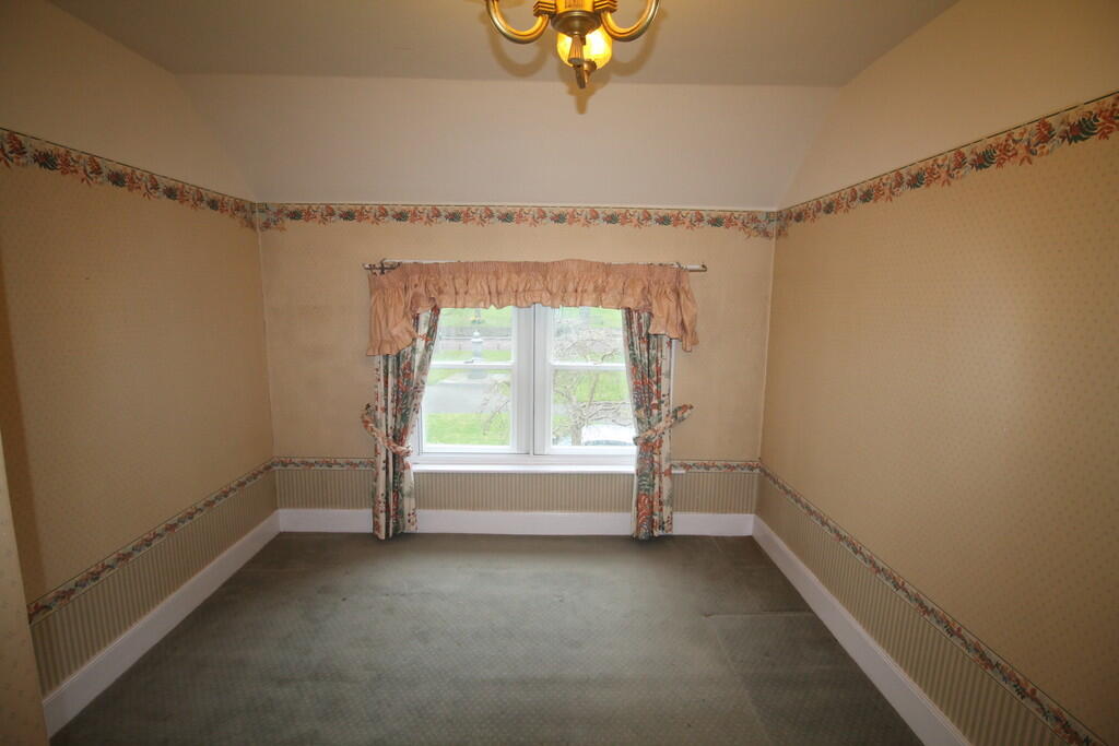 2 bed Terraced