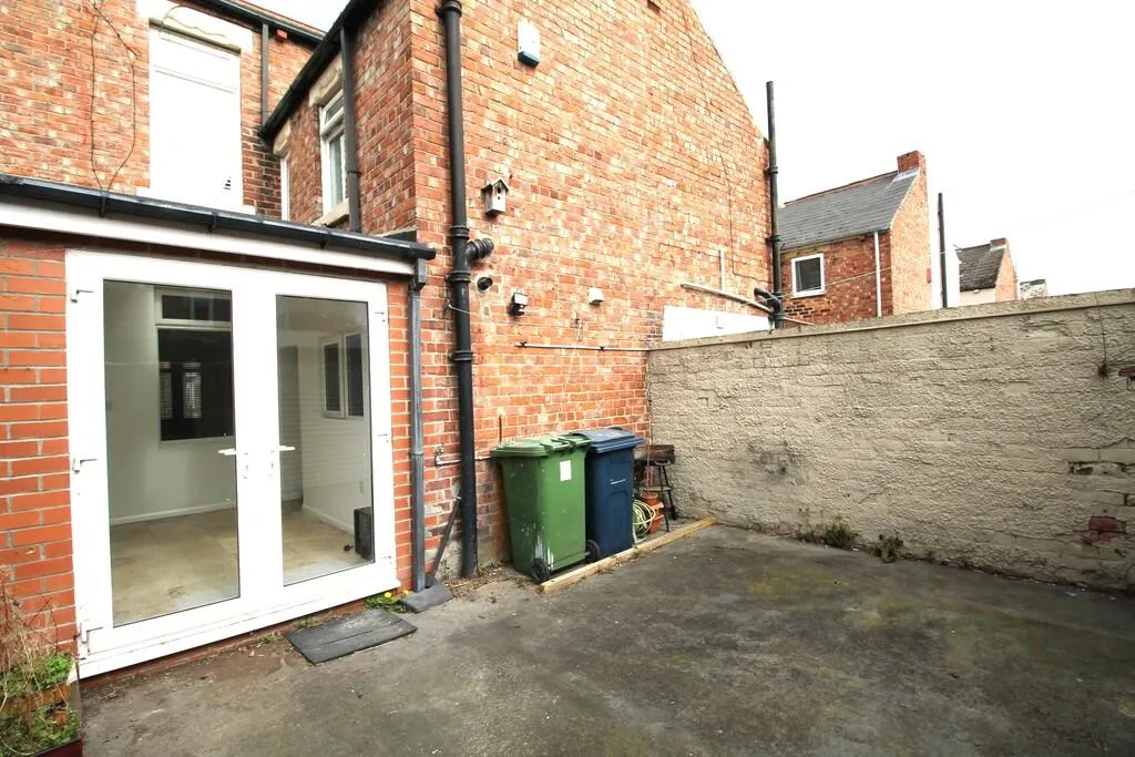 2 bed Terraced