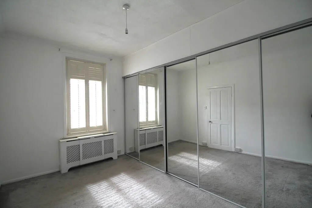 2 bed Terraced