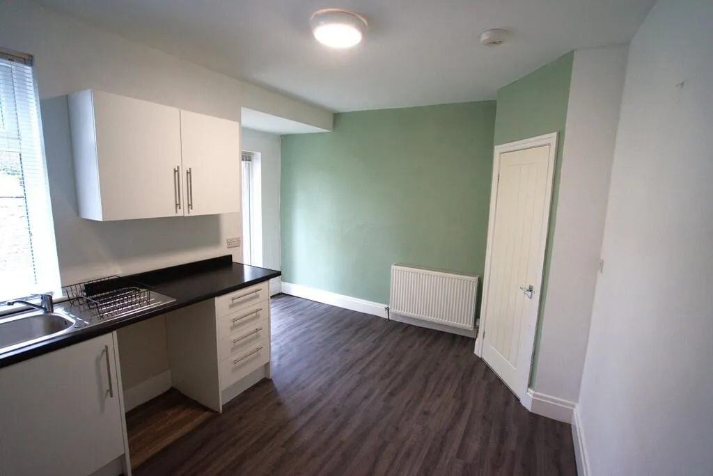 2 bed Semi-Detached