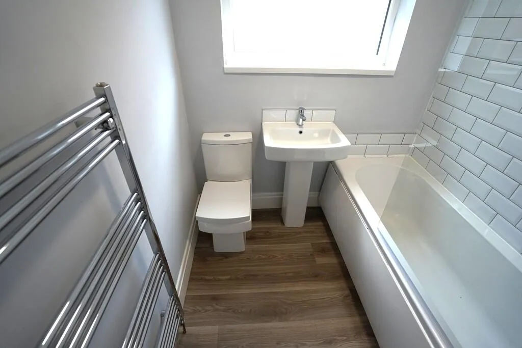 2 bed Semi-Detached