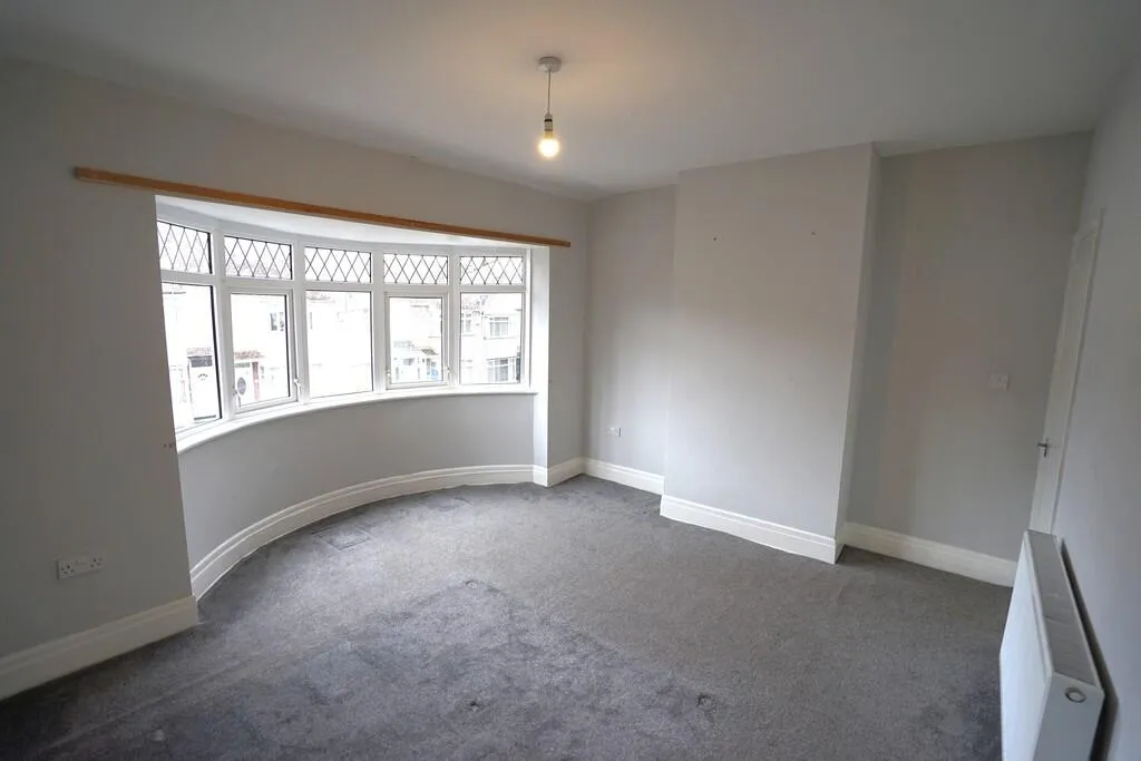 2 bed Semi-Detached