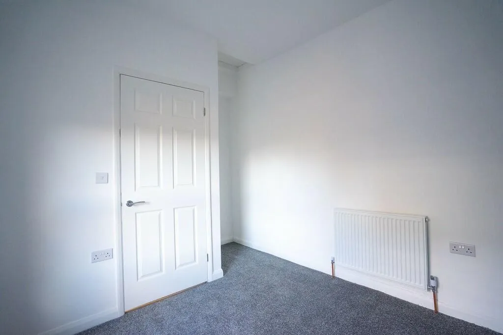 4 bed Terraced