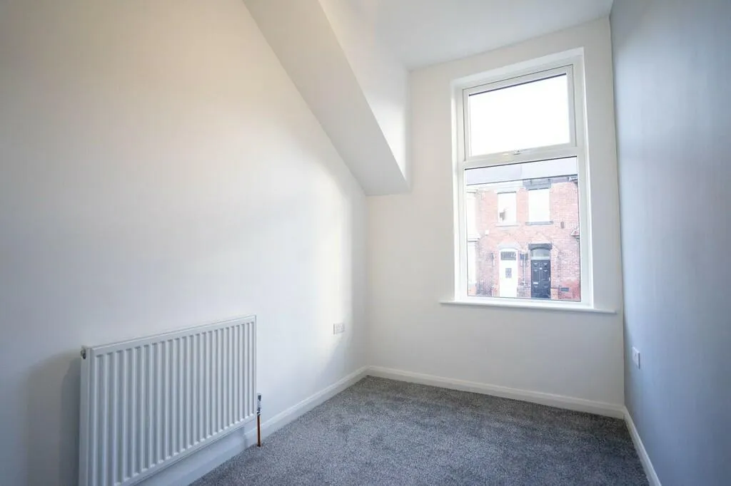 4 bed Terraced