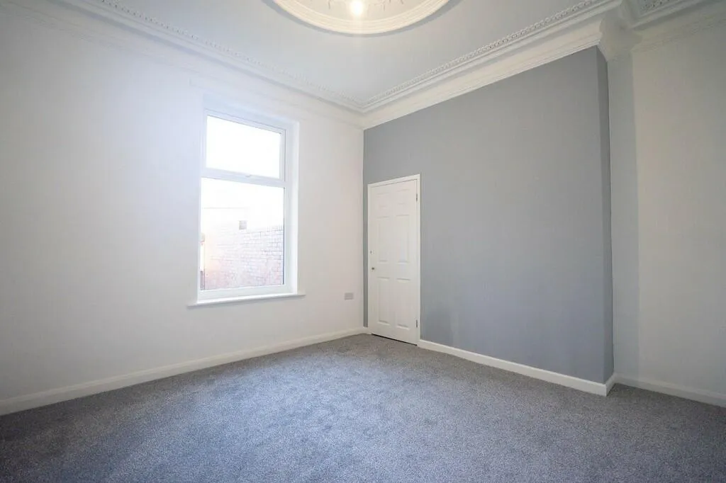4 bed Terraced
