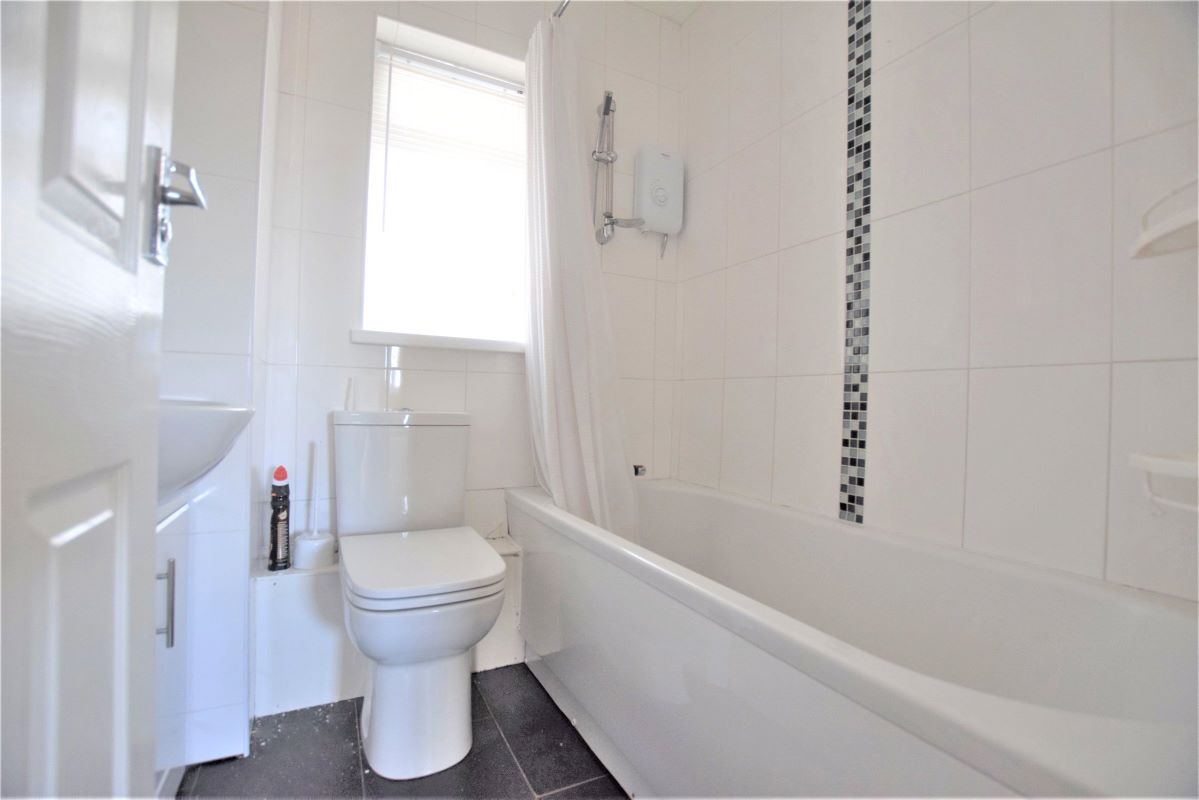 135 Regent Court, Gateshead, Tyne and Wear, NE8 1HA