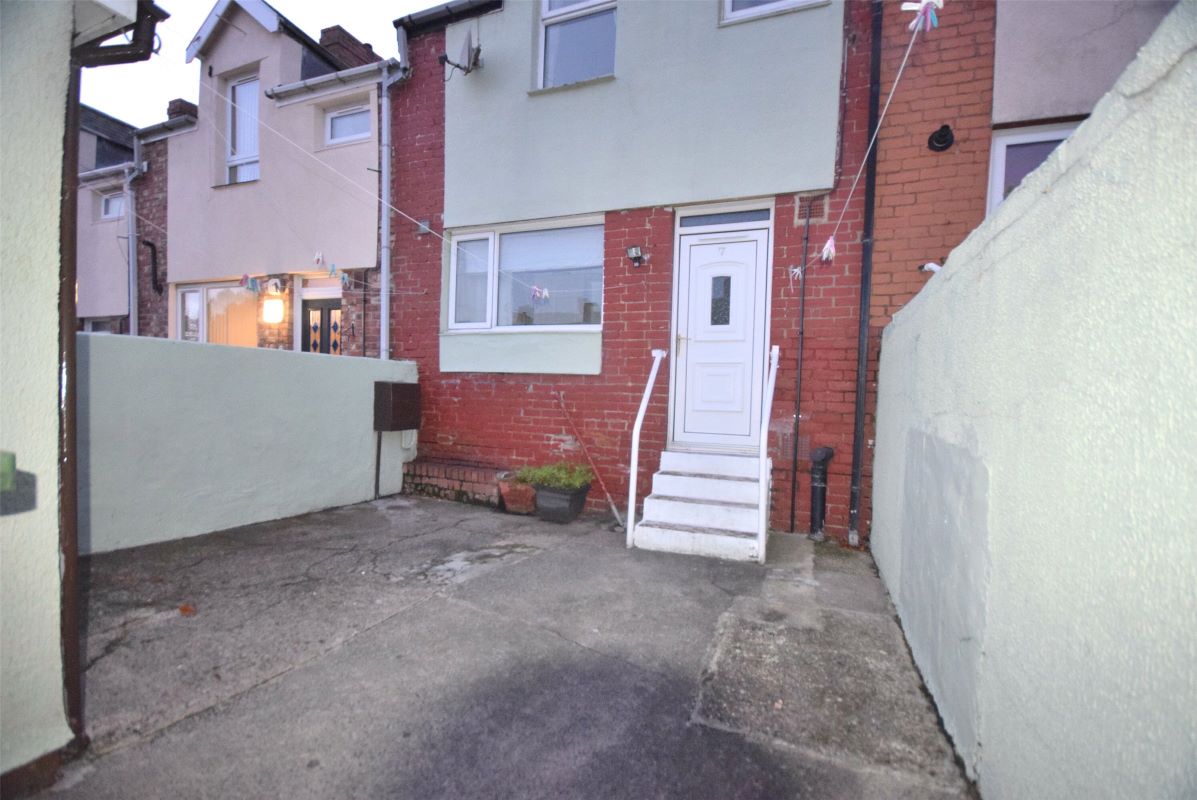7 Dalton Terrace, Chopwell, Newcastle upon Tyne, Tyne and Wear, NE17 7EF