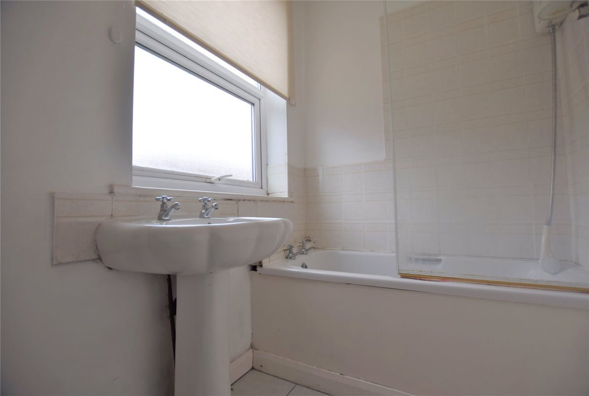 54 Axbridge Gardens, Newcastle upon Tyne, Tyne and Wear, NE4 8EB