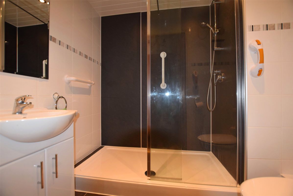 2 Bowes Lyon Court, Dryden Road, Low Fell, Gateshead, Tyne and Wear, NE9 5BX