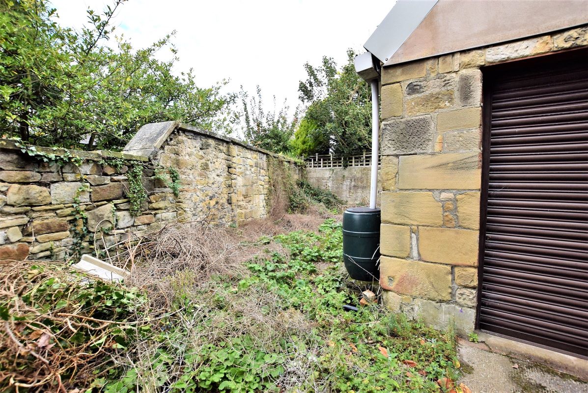 Lock-Up, Lock-Up Off Saltwell Vale, Off Albert Drive, Low Fell, Gateshead, Tyne and Wear, NE9 6EH