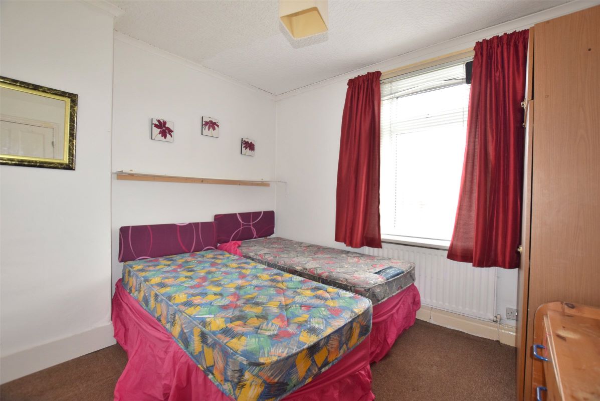 48 Holyoake Gardens, Gateshead, Tyne And Wear, NE9 5DT