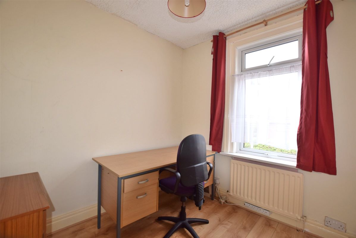 48 Holyoake Gardens, Gateshead, Tyne And Wear, NE9 5DT